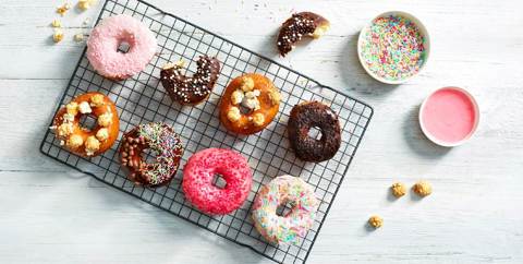 Donuts med chokladganache & citronglasyr