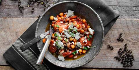 One pot med chorizo, rostad paprika och kikärter