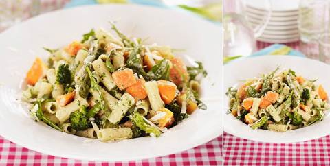 Rucolapasta med parmesan och papaya